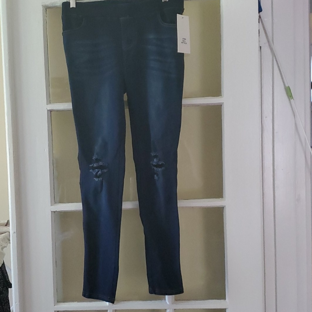 NWT JVINI distressed jean jeggings